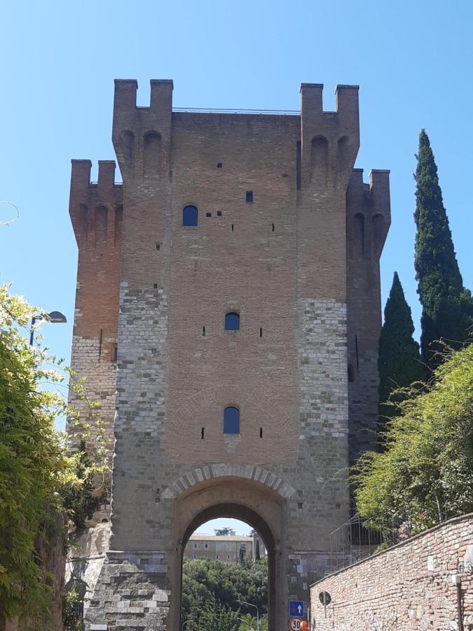 Casina A Porta Sant'Angelo Apartment เปรูจา ภายนอก รูปภาพ